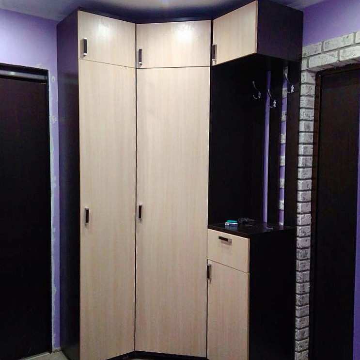 Угловая прихожая